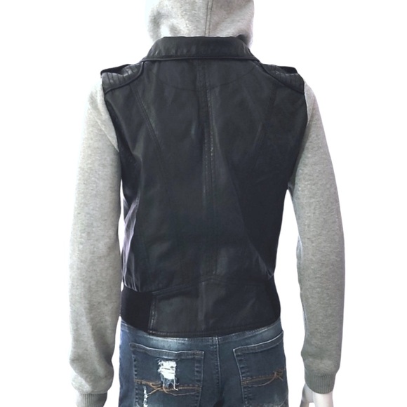[ BOY MEETS GIRL ] Black faux leather moto jacket w/gray hood & sleeves: S: EUC - Picture 2 of 6